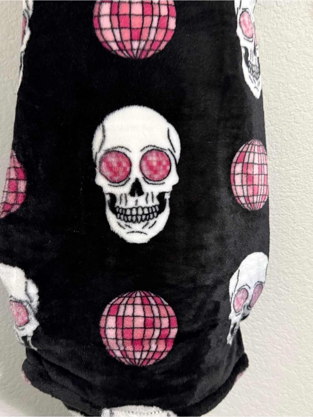 Disco skeleton ultra soft throw blanket